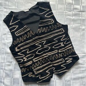 Arvanti Vintage Wool String Patterned Black and Cream Vest